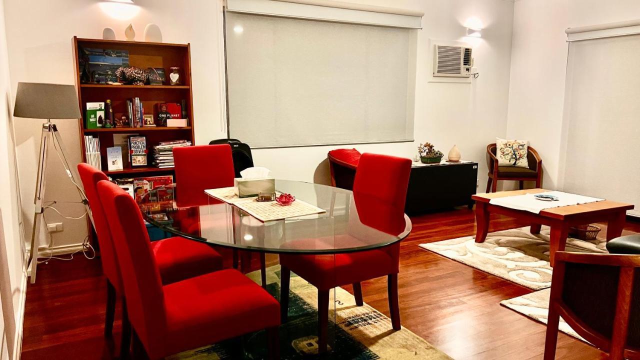Peaceful South Hurstville Unit Close To Airport Apartment Sydney