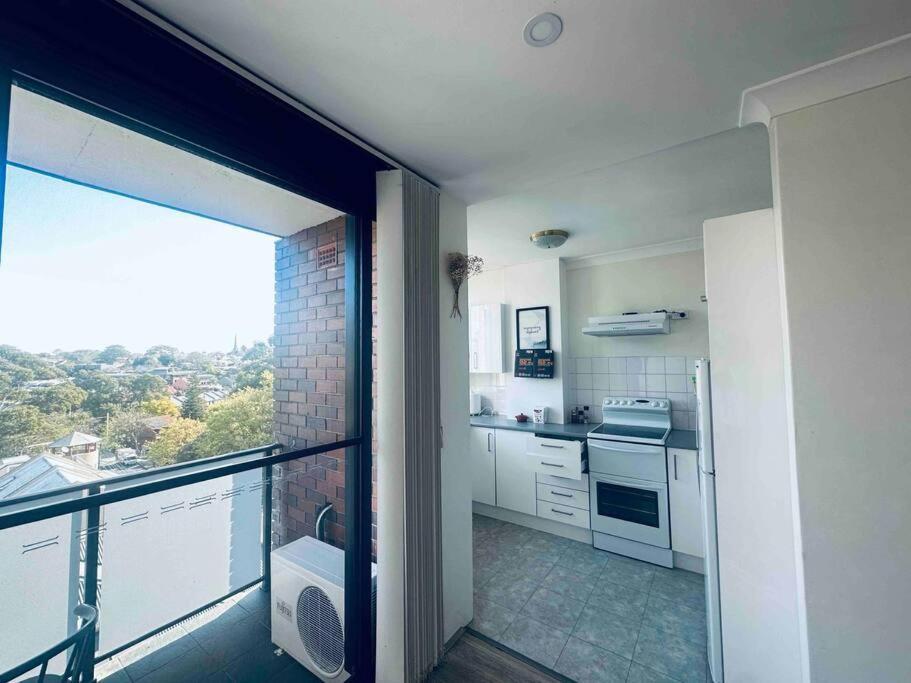 Imagine House Apartment *