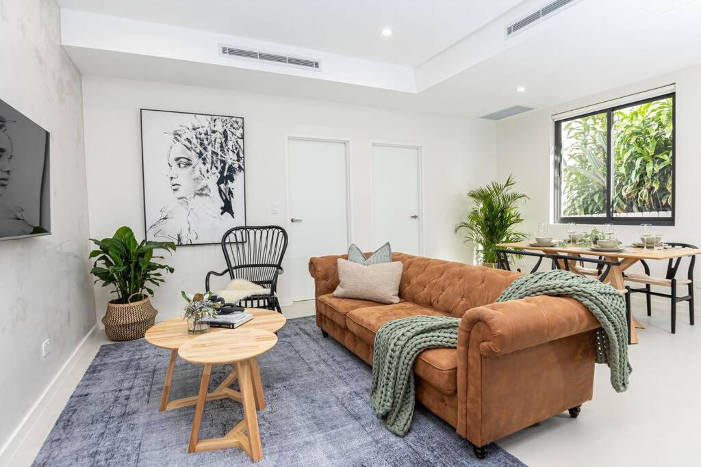 Lbrand New Beachside 2br In Prime Location Apartment