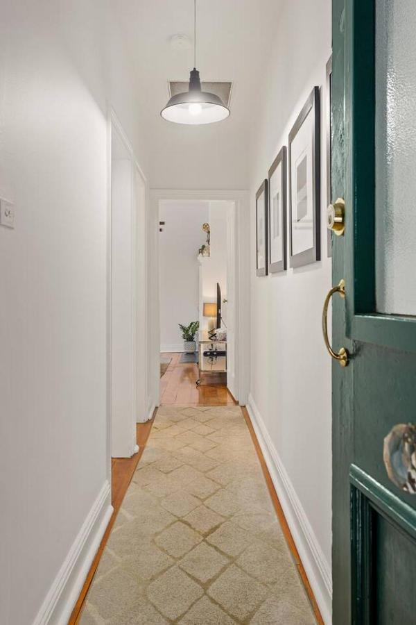 Eclectic Heritage Comfort With Terrace And Views Apartment Sydney