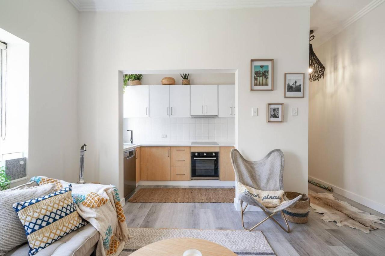 Relaxed Coogee Coastal Living With Ocean Views Apartamento Sidney