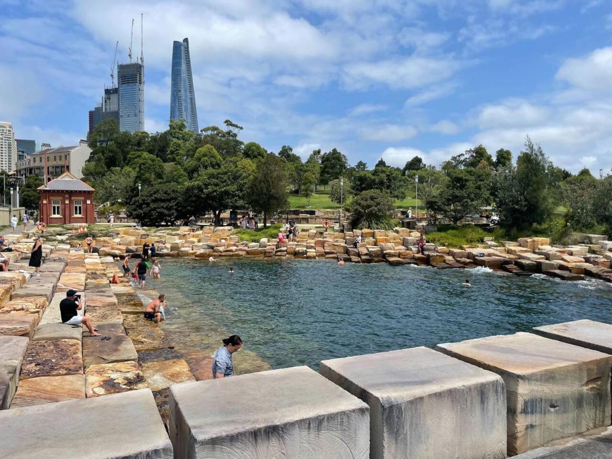 Eclectic Heritage Comfort With Terrace And Views Sydney