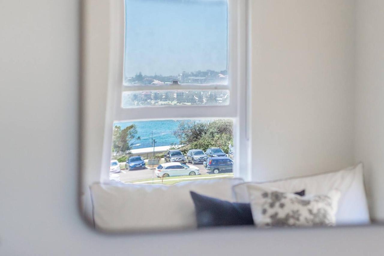 Relaxed Coogee Coastal Living With Ocean Views Apartamento