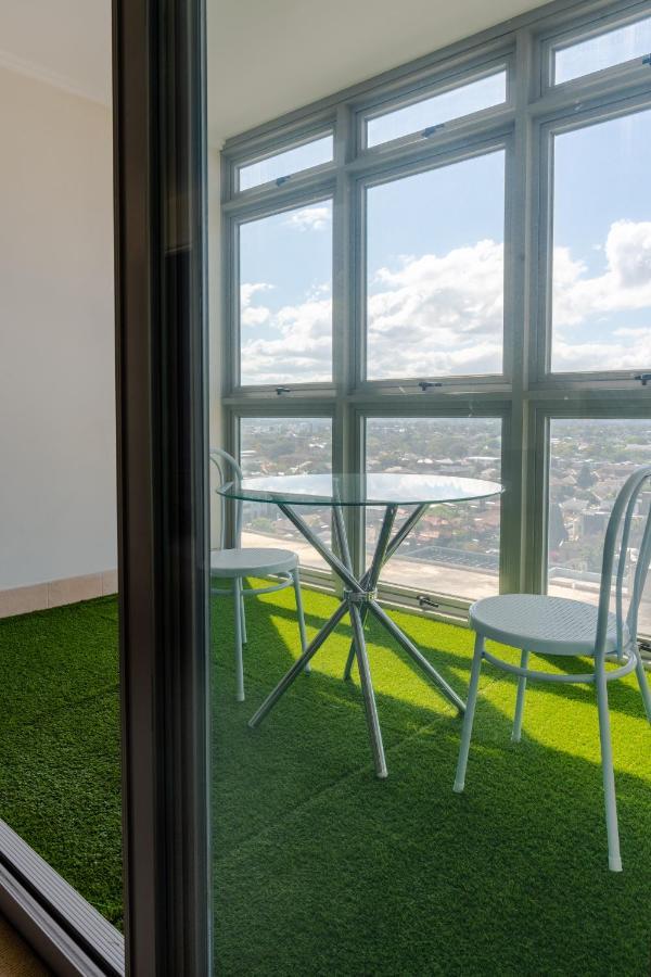 Apartment Burwood 1bedroom Next To Station *