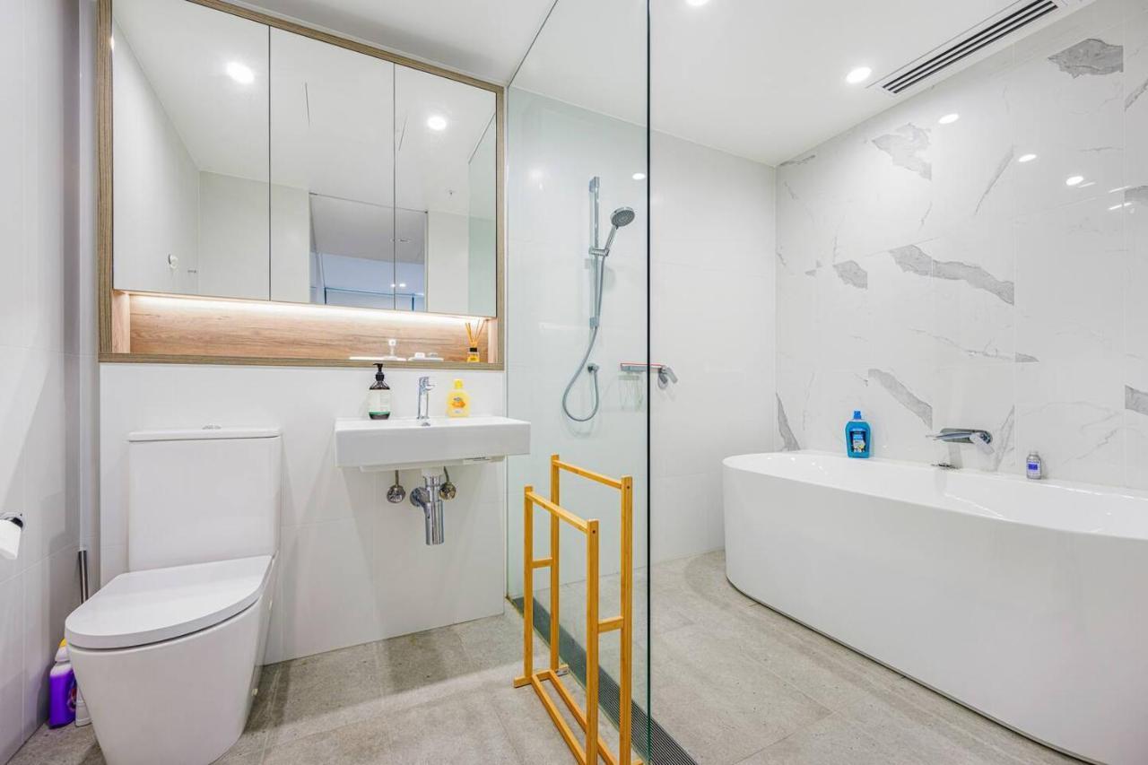 Lidcombe 2br Near Olympic Park Train Shopping Center Apartment