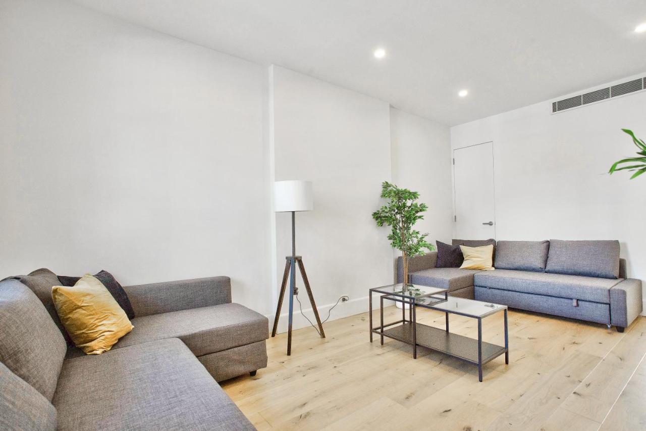 3 Bedrooms - Darling Harbour - Junction St 2 E-bikes Included Holiday home