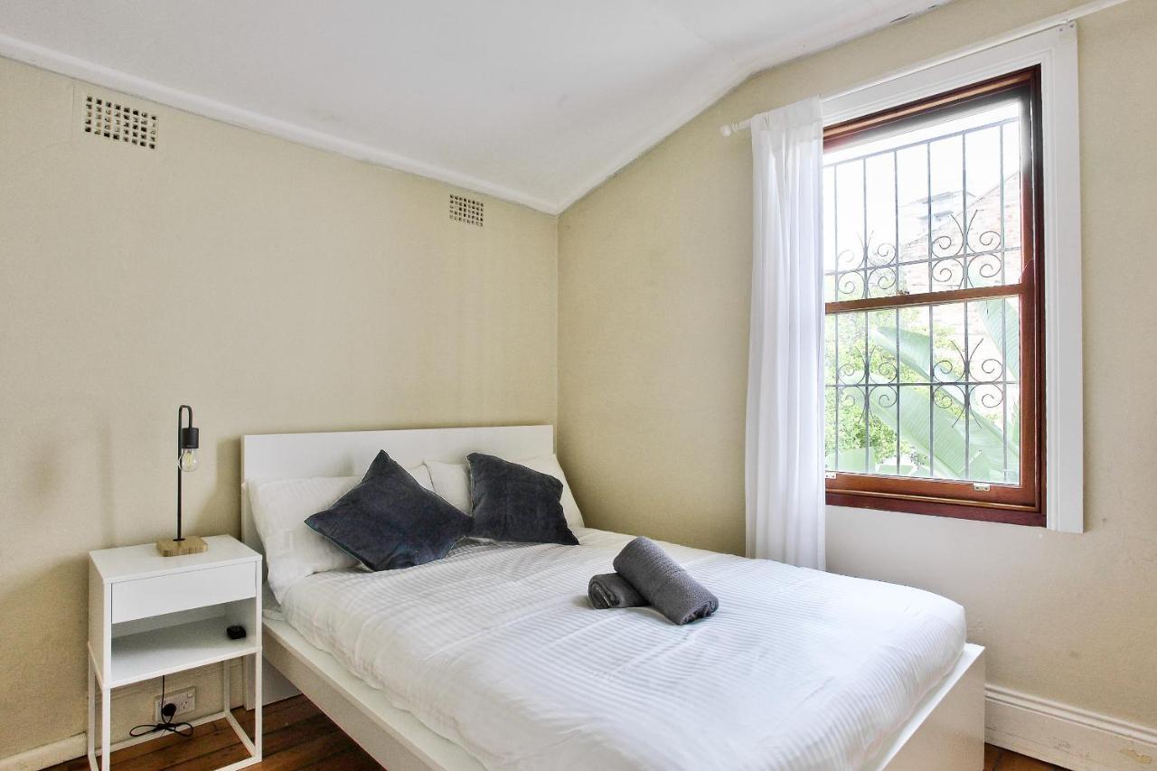 Spacious 3 Bedroom House Paddington 2 E-bikes Included Ferienhaus
