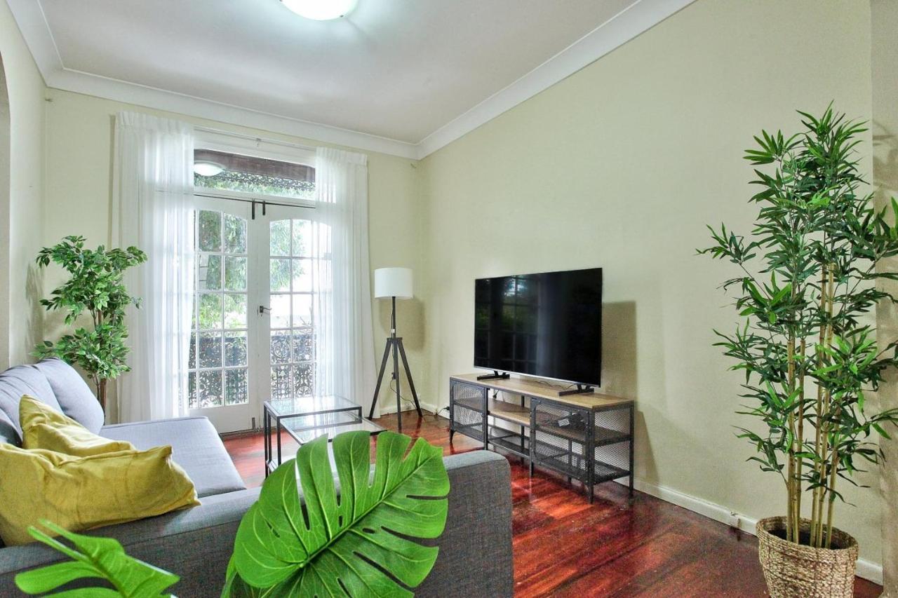 Spacious 3 Bedroom House Paddington 2 E-bikes Included Ferienhaus *