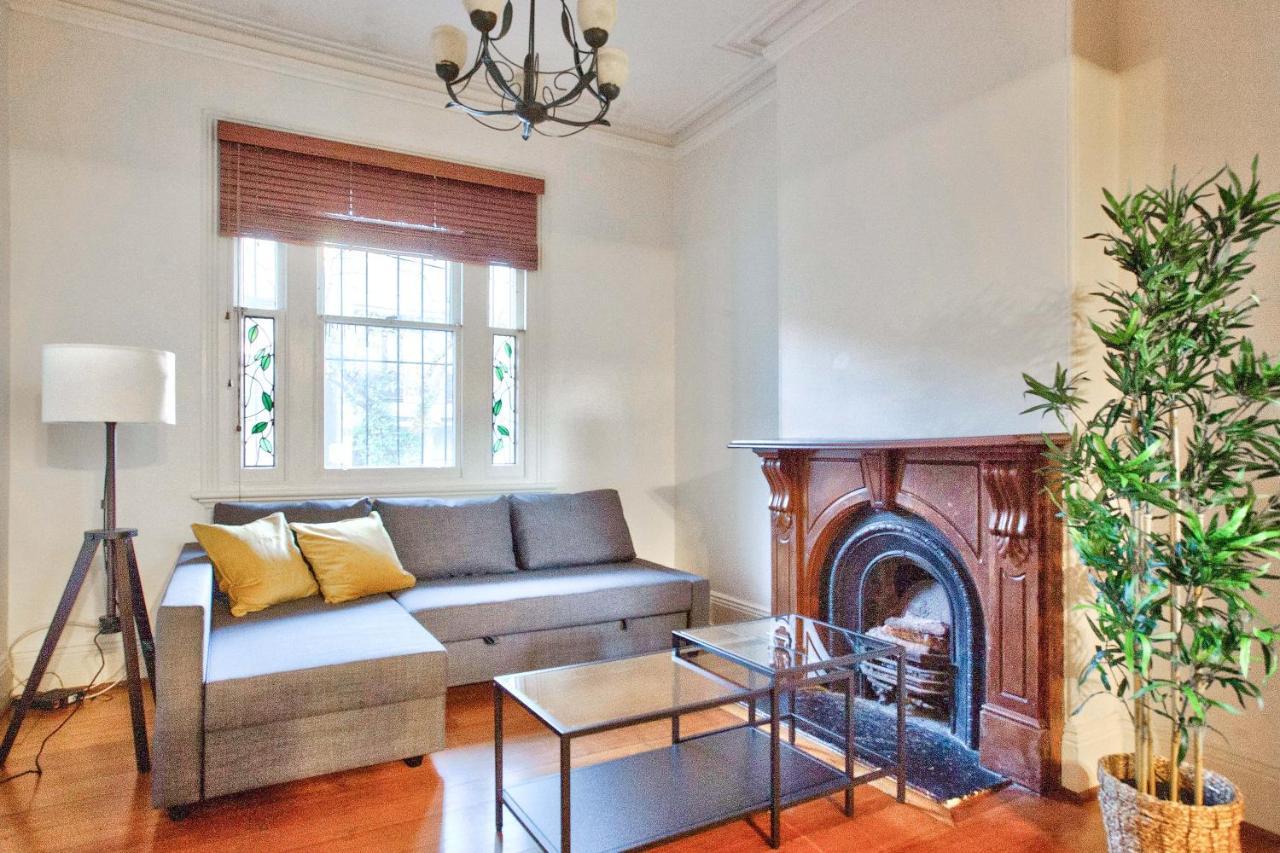 Holiday home 3 Bedrooms - Darling Harbour - Darghan Street 2 E-bikes Included