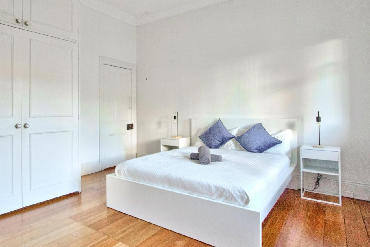 Holiday home 3 Bedrooms - Darling Harbour - Darghan Street 2 E-bikes Included *