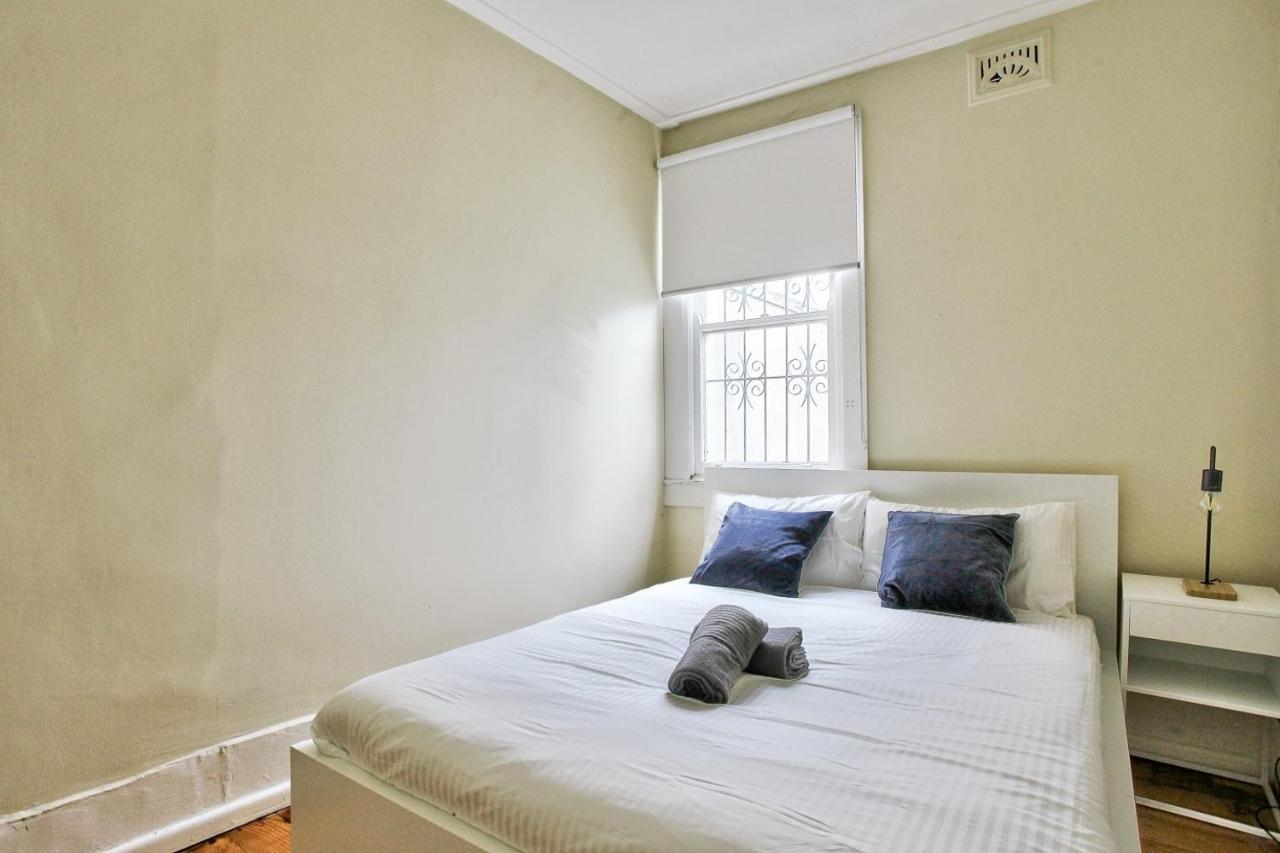 Spacious 3 Bedroom House Paddington 2 E-bikes Included