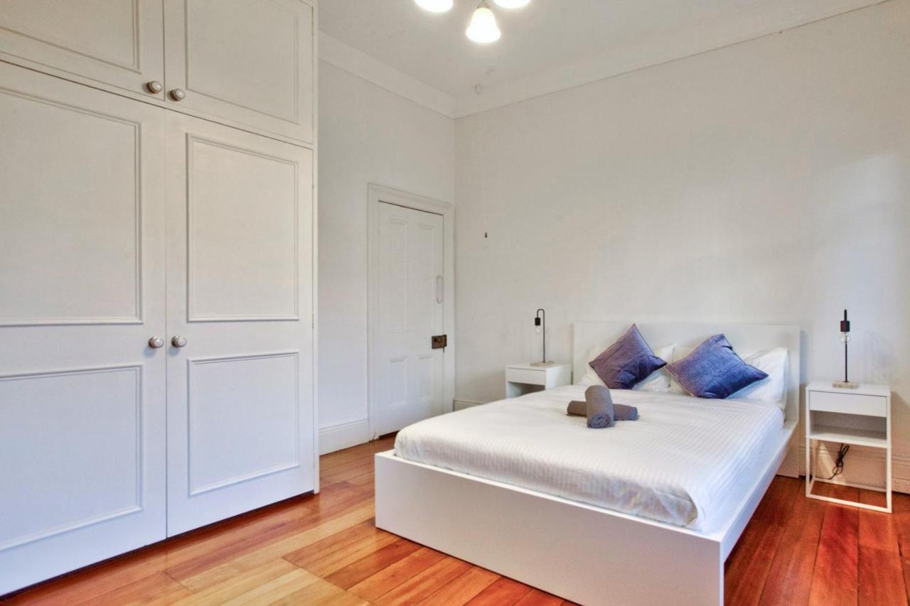 3 Bedrooms - Darling Harbour - Darghan Street 2 E-bikes Included