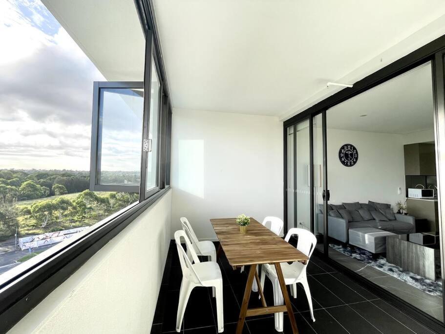 High Floor Skyline View 2br Close2olympic Park *