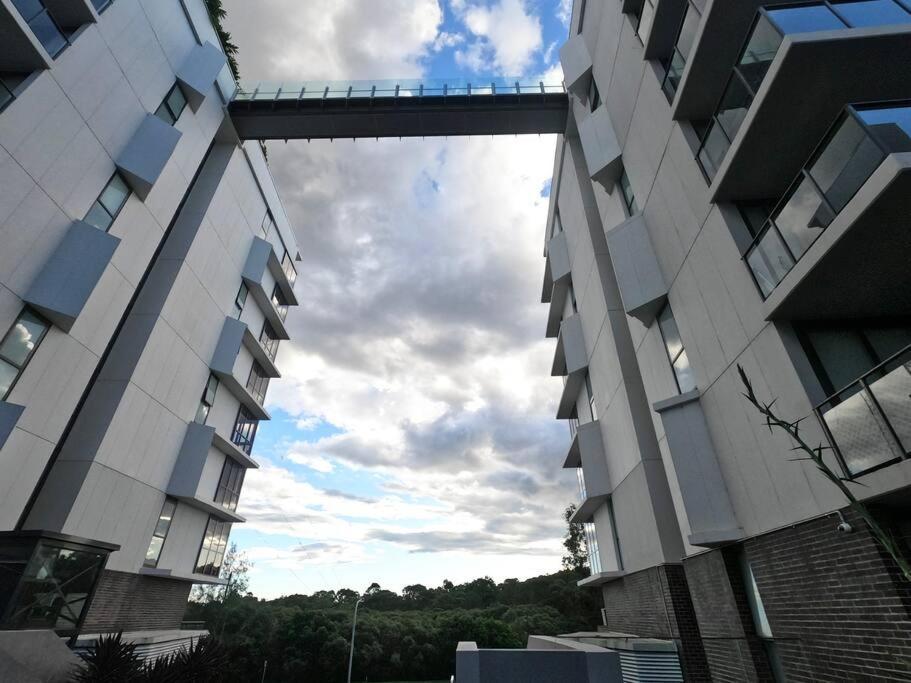 High Floor Skyline View 2br Close2olympic Park Apartment Sydney