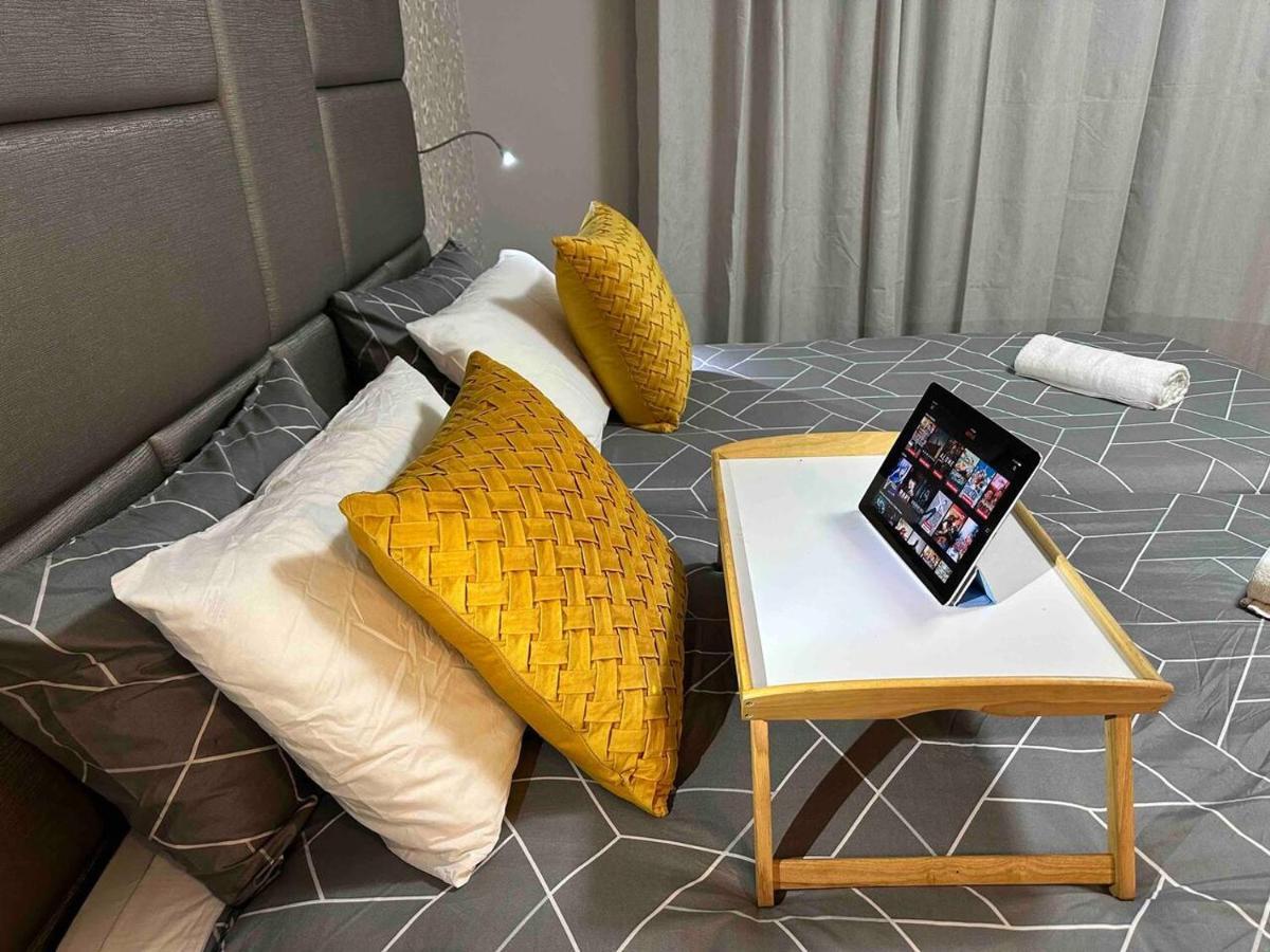 Bahay bakasyunan 5 Bedroom 3 Bathroom House With Pool, Spa, Voice-control Smart And Game Sydney