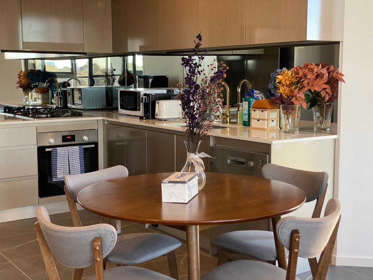 Serene Parkside Retreat 2brs@ Close 2 Olympic Park Sydney