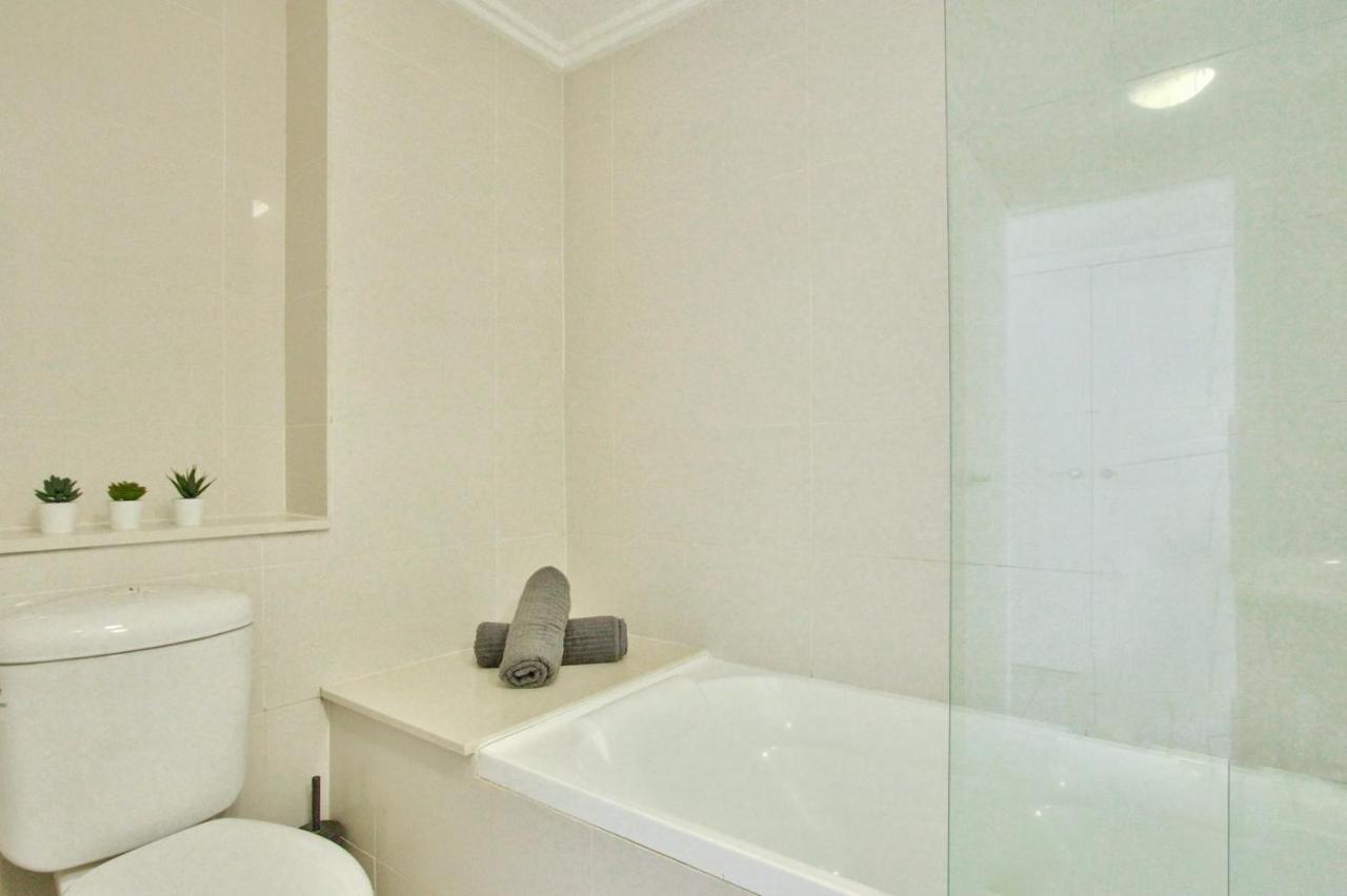 2 Bedroom - Darling Harbour - Queen St Apartment