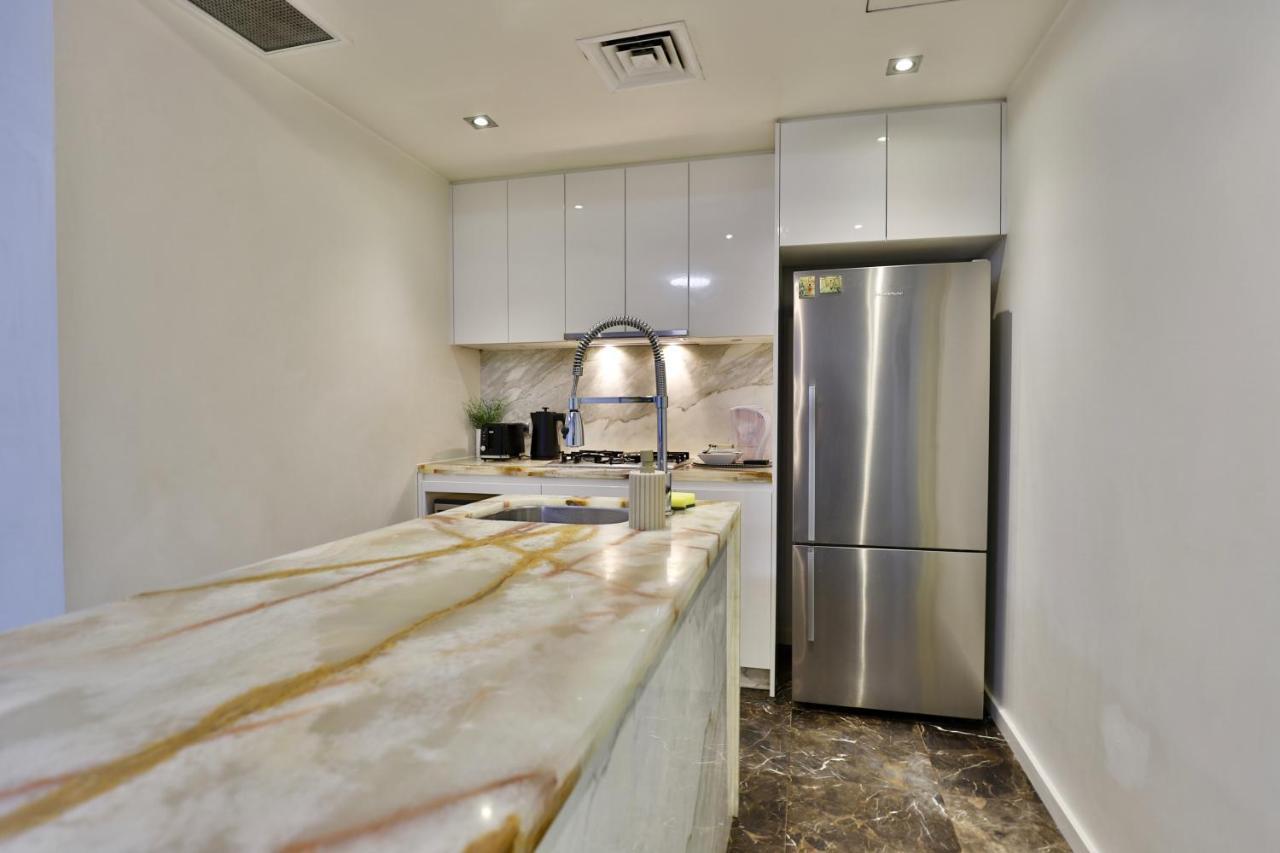 Apartment Cbd Harbour Retreat - Lovely 2br Sydney