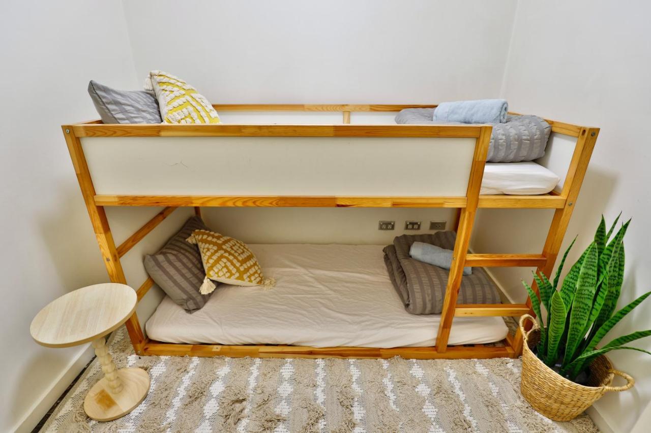 Cbd Harbour Retreat - Lovely 2br