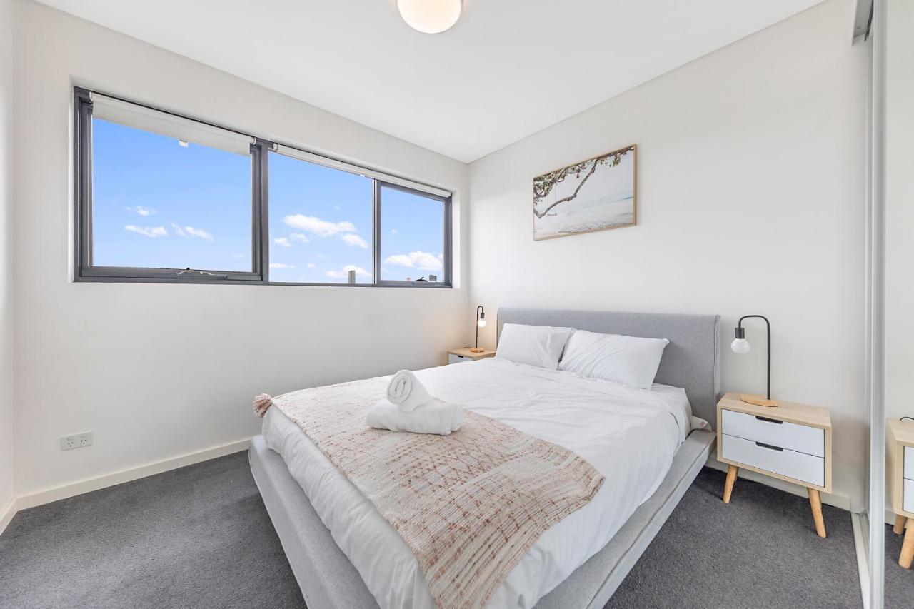 Homebush Two Bedroom With 2 Parkings Sydney