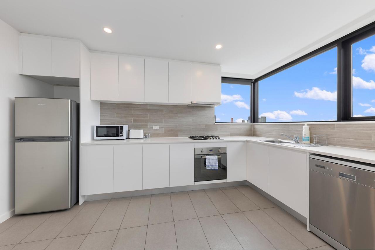 Homebush Two Bedroom With 2 Parkings * Sydney