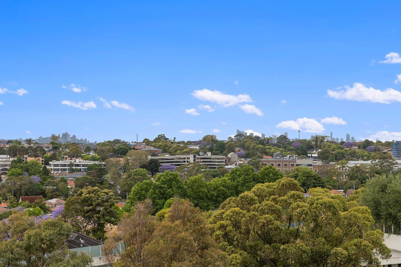 Homebush Two Bedroom With 2 Parkings *