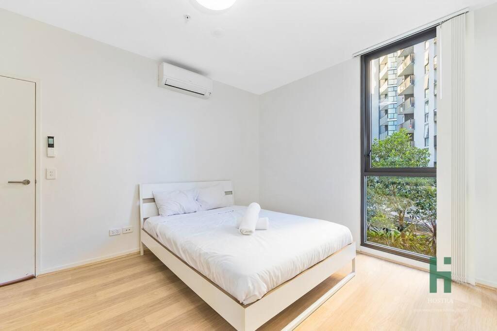 Hurstville Pearl 2 Bedroom * Sydney