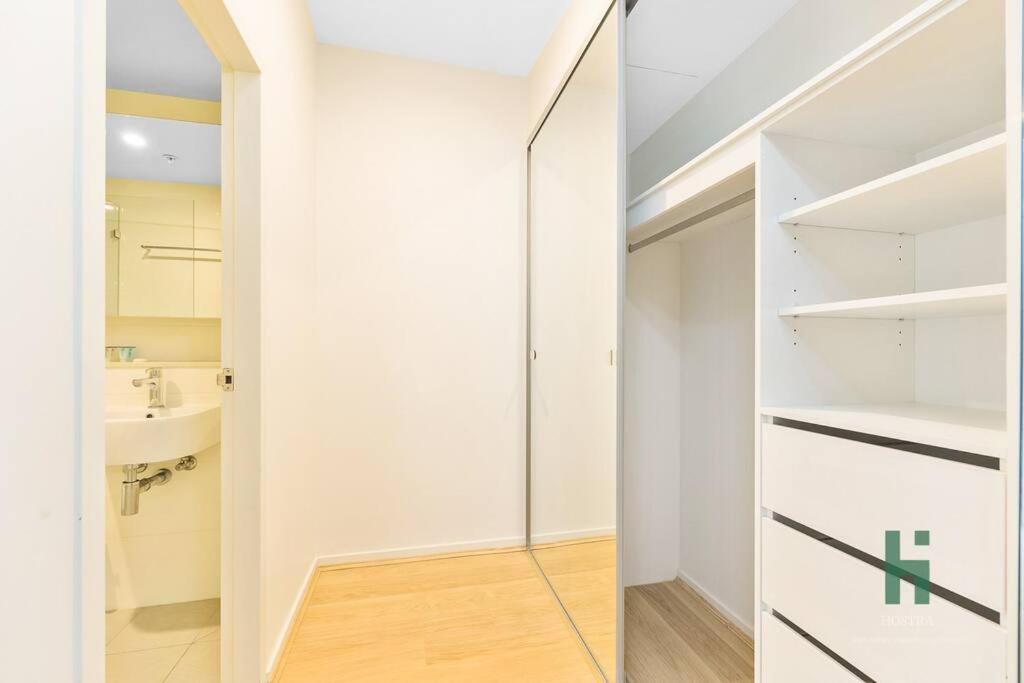 Hurstville Pearl 2 Bedroom * Sydney