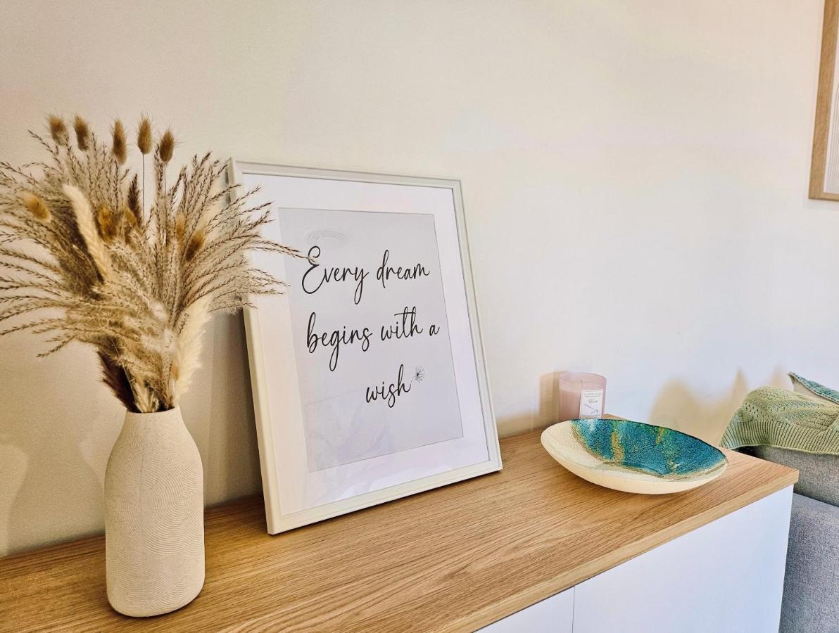 Villa Cosy 3br House, 7 Mins Drive To Macquarie Centre, 5 Stars On Airb&b