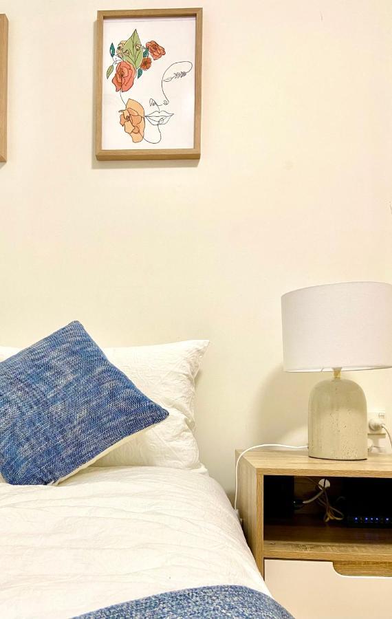 Villa Cosy 3br House, 7 Mins Drive To Macquarie Centre, 5 Stars On Airb&b