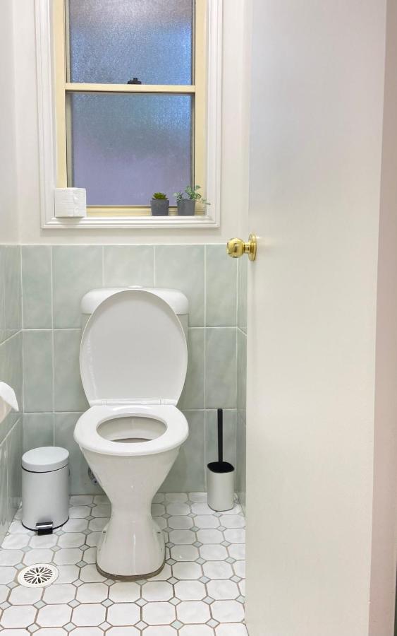 Cosy 3br House, 7 Mins Drive To Macquarie Centre, 5 Stars On Airb&b Villa Sydney