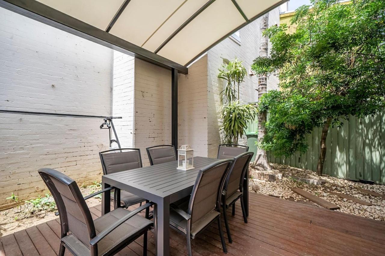 Casa de férias Newtown Nest - Chic Terrace Living Off King Street Sidney