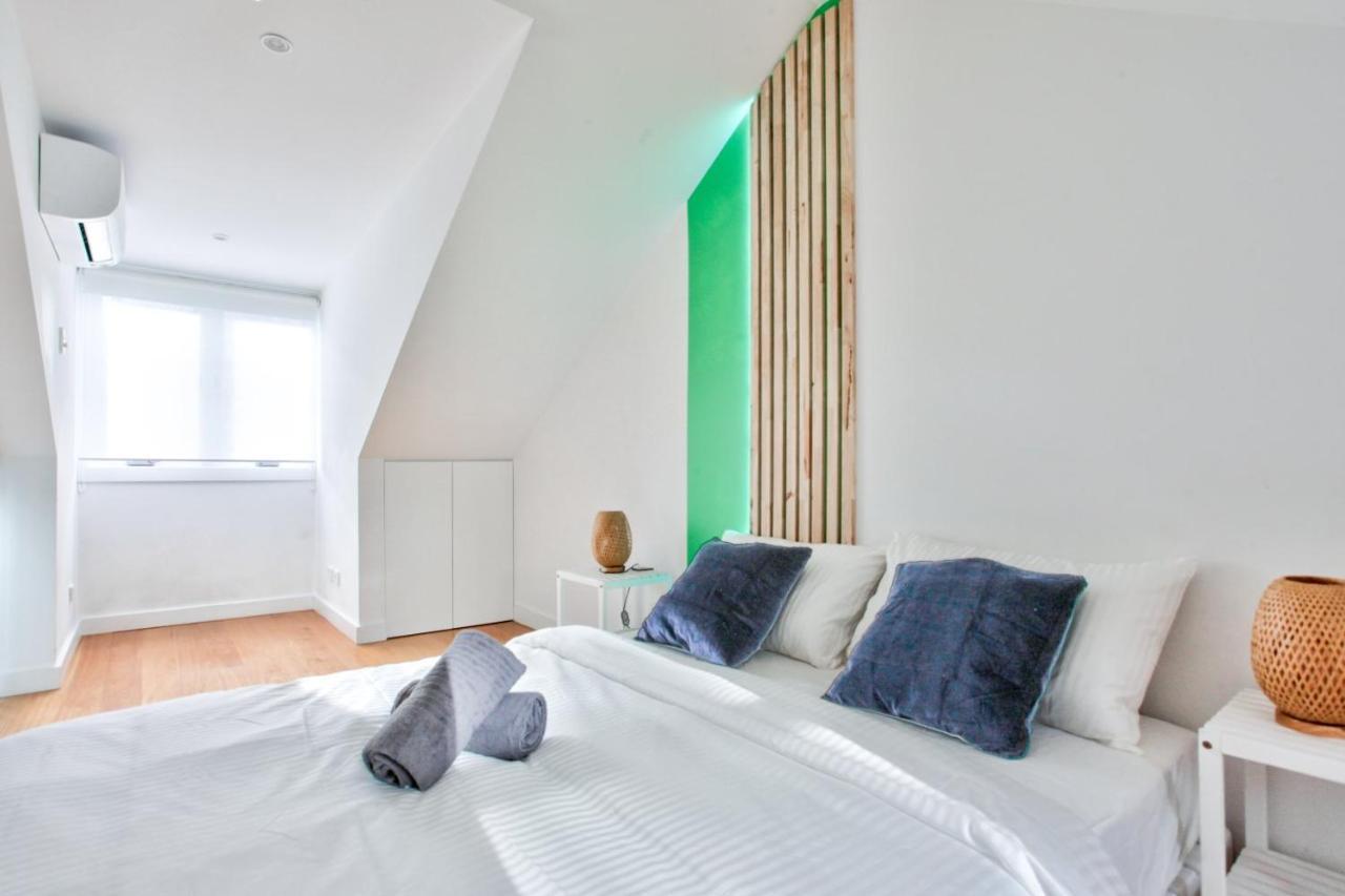 Astounding 3 Bedroom House Surry Hills 2 E-bikes Included *