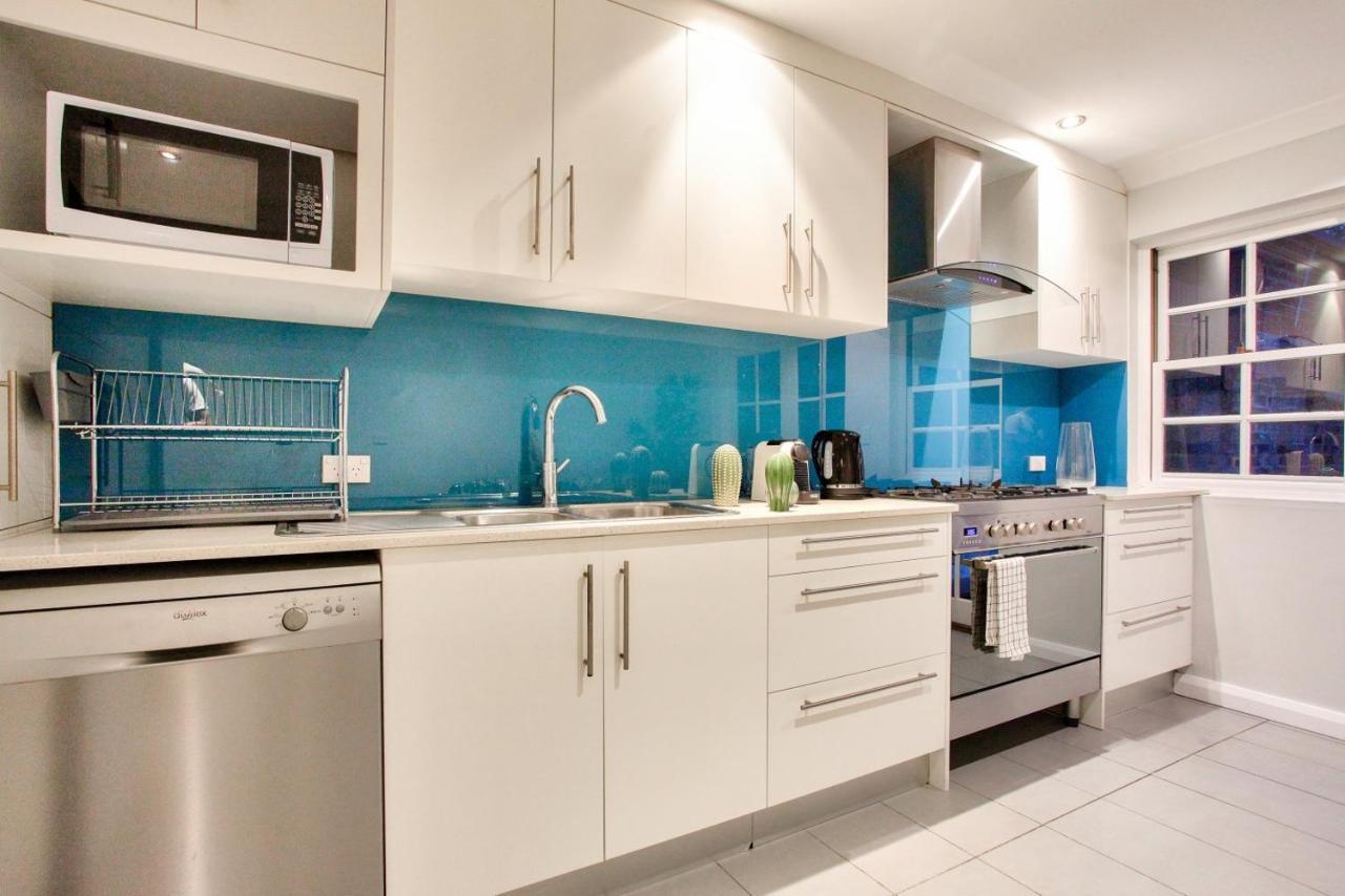 Center 2 Bedroom House Pyrmont 2 E-bikes Included * Sydney