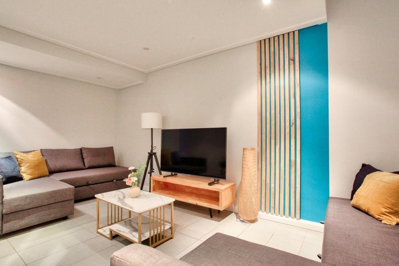 Center 2 Bedroom House Pyrmont 2 E-bikes Included