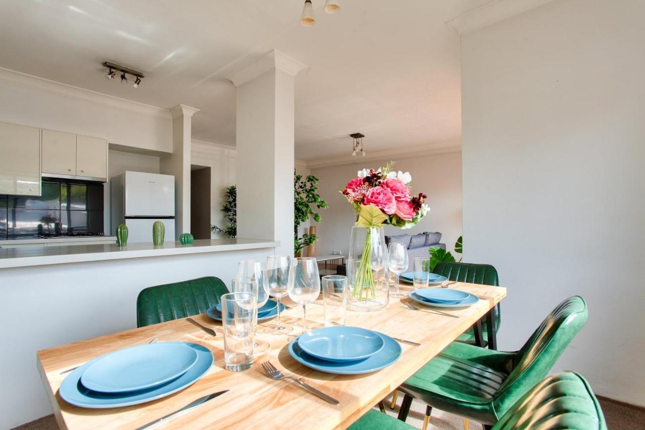 Cozy 2 Bedroom Surry Hills Apartment *