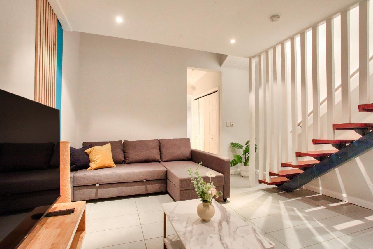 Center 2 Bedroom House Pyrmont 2 E-bikes Included Holiday home