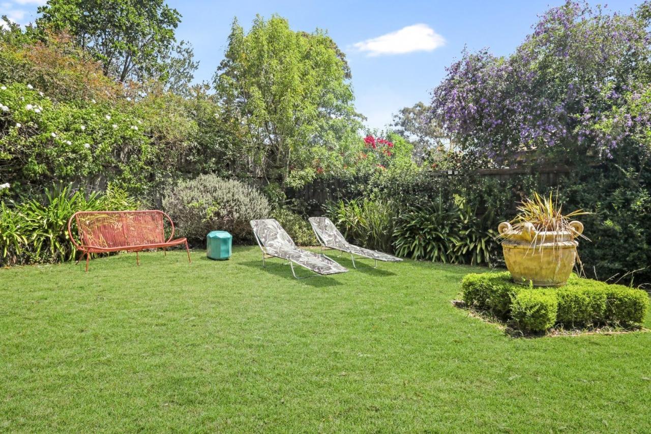 Eastwood Central, Walk To Station & Shops, Drive To Olympic Villa *