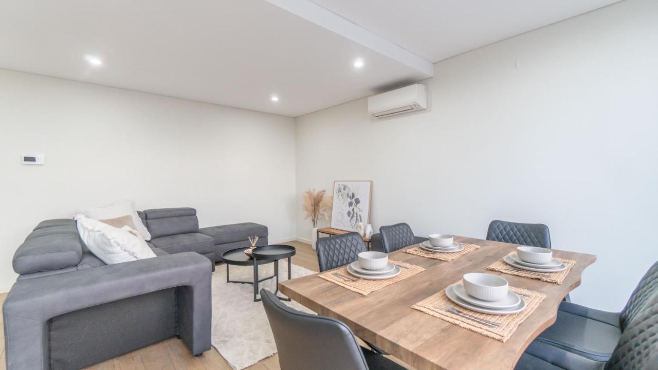 Apartment Canterbury Charm Sky View Free Parking