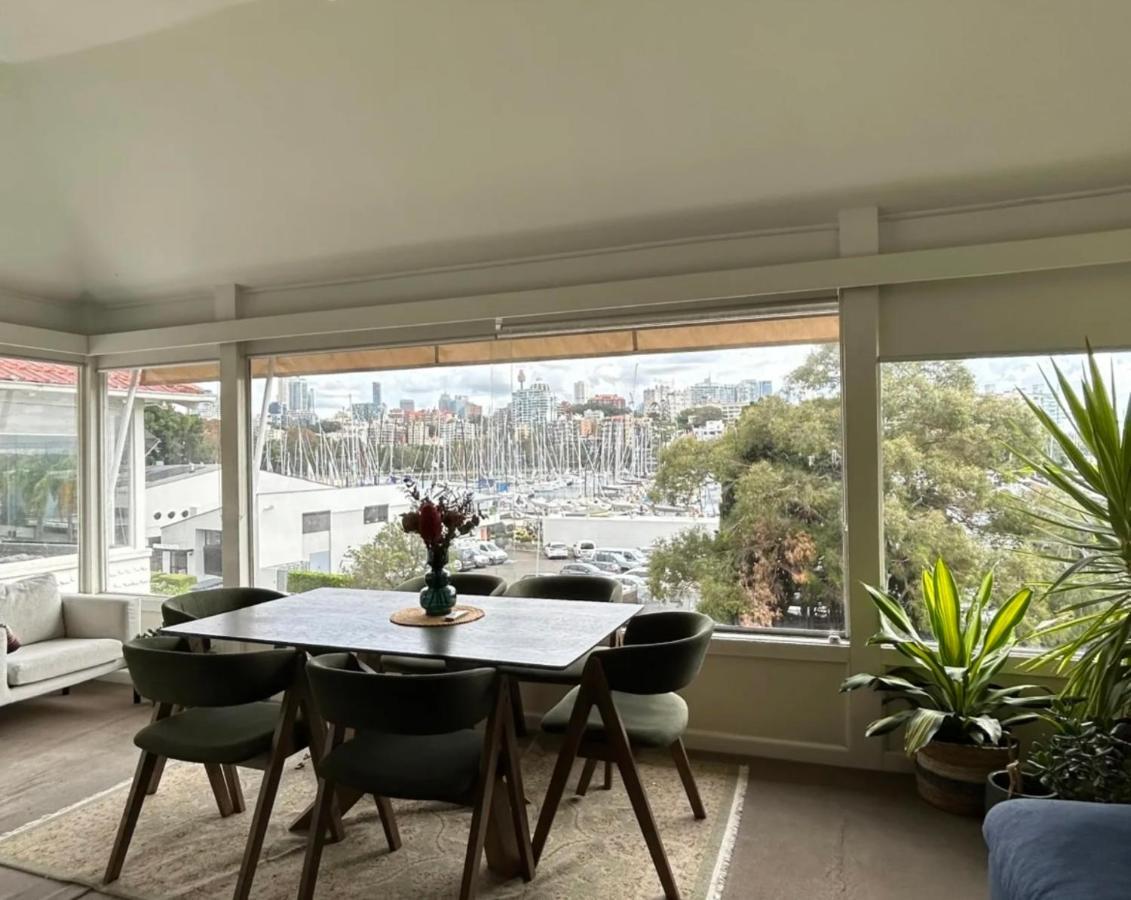 Apartment 2 Story With Harbour Views *