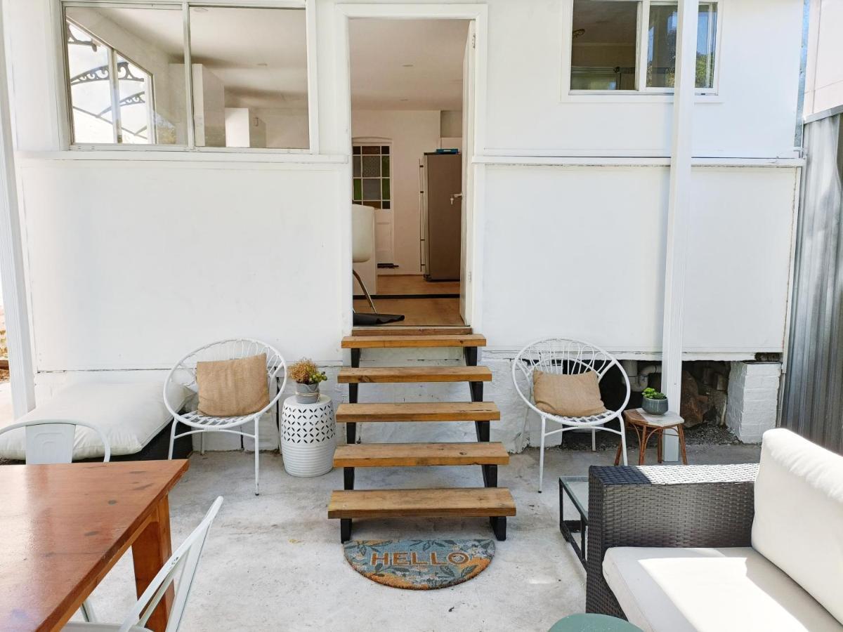 Stylish Queen 1min Walk To Station 5min To 10min To Airport Sydney