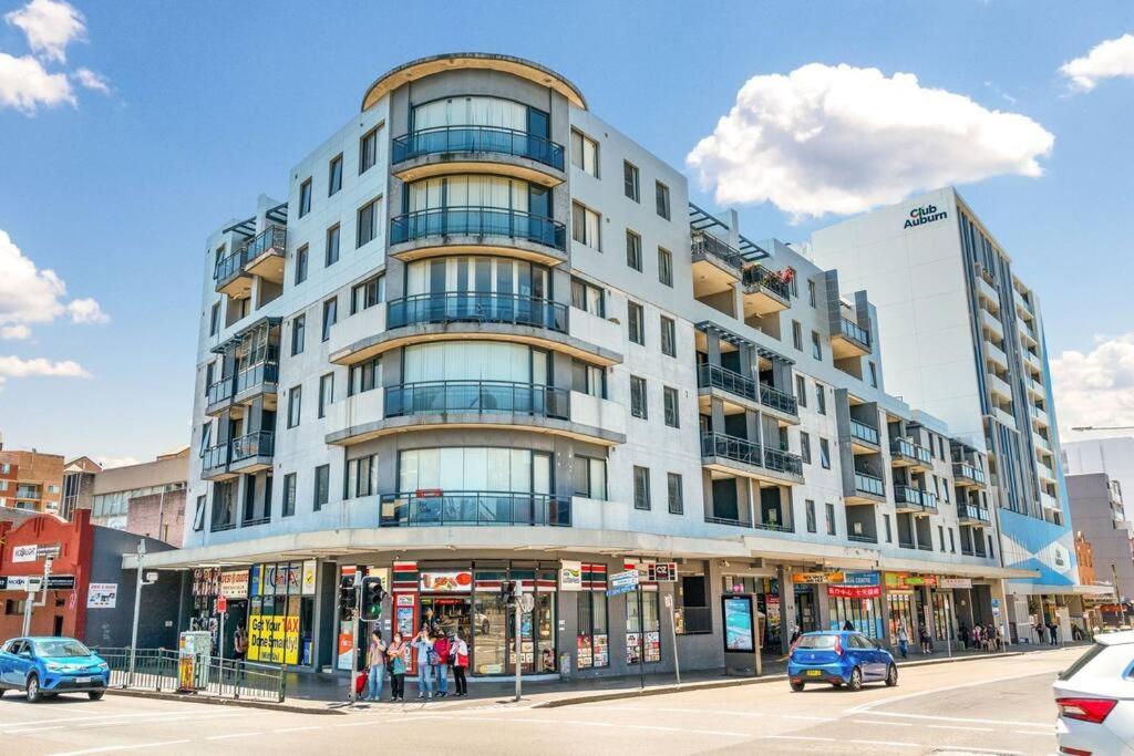 Chic Boutique 2br Walk To Station W/ Parking Apartment *