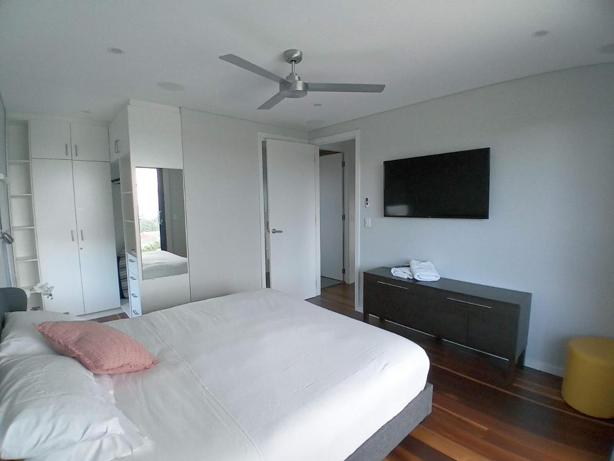 Brand New Vip Luxury 5/5 Star Beachside Escape Ferienhaus