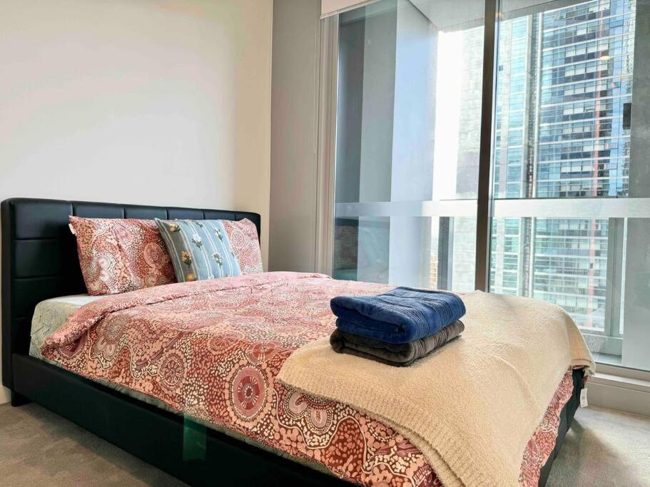 Heart Of Cbd Air-con Apartment