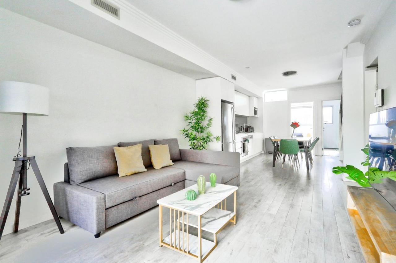 Superb 3 Bedroom Surry Hills