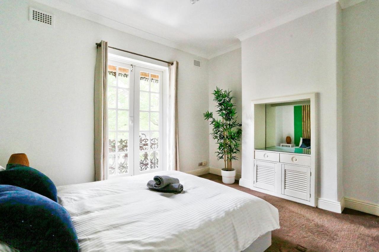3 Bedroom Darling Harbour - Darghan St 2 2 E-bikes Included Ferienhaus Sydney