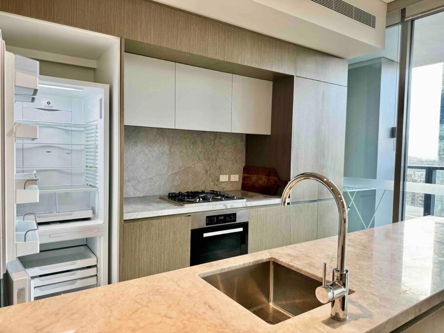 Heart Of Cbd Air-con Apartment