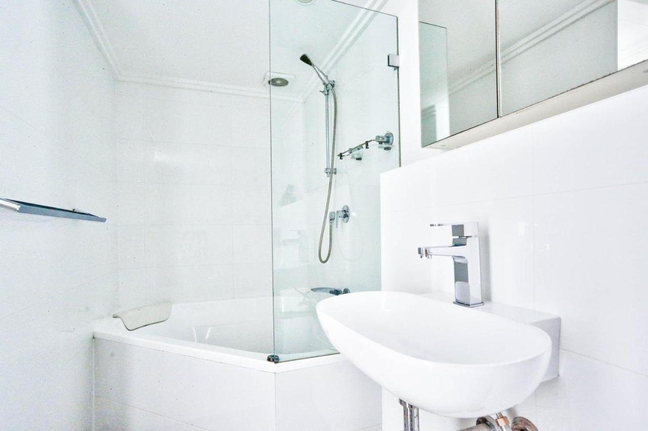 Superb 3 Bedroom Surry Hills