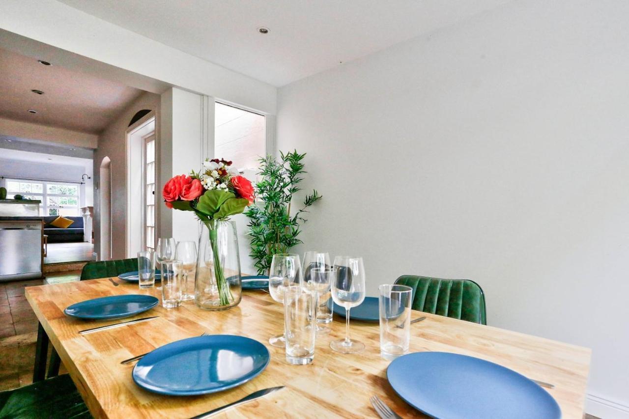 3 Bedroom Darling Harbour - Darghan St 2 2 E-bikes Included Ferienhaus