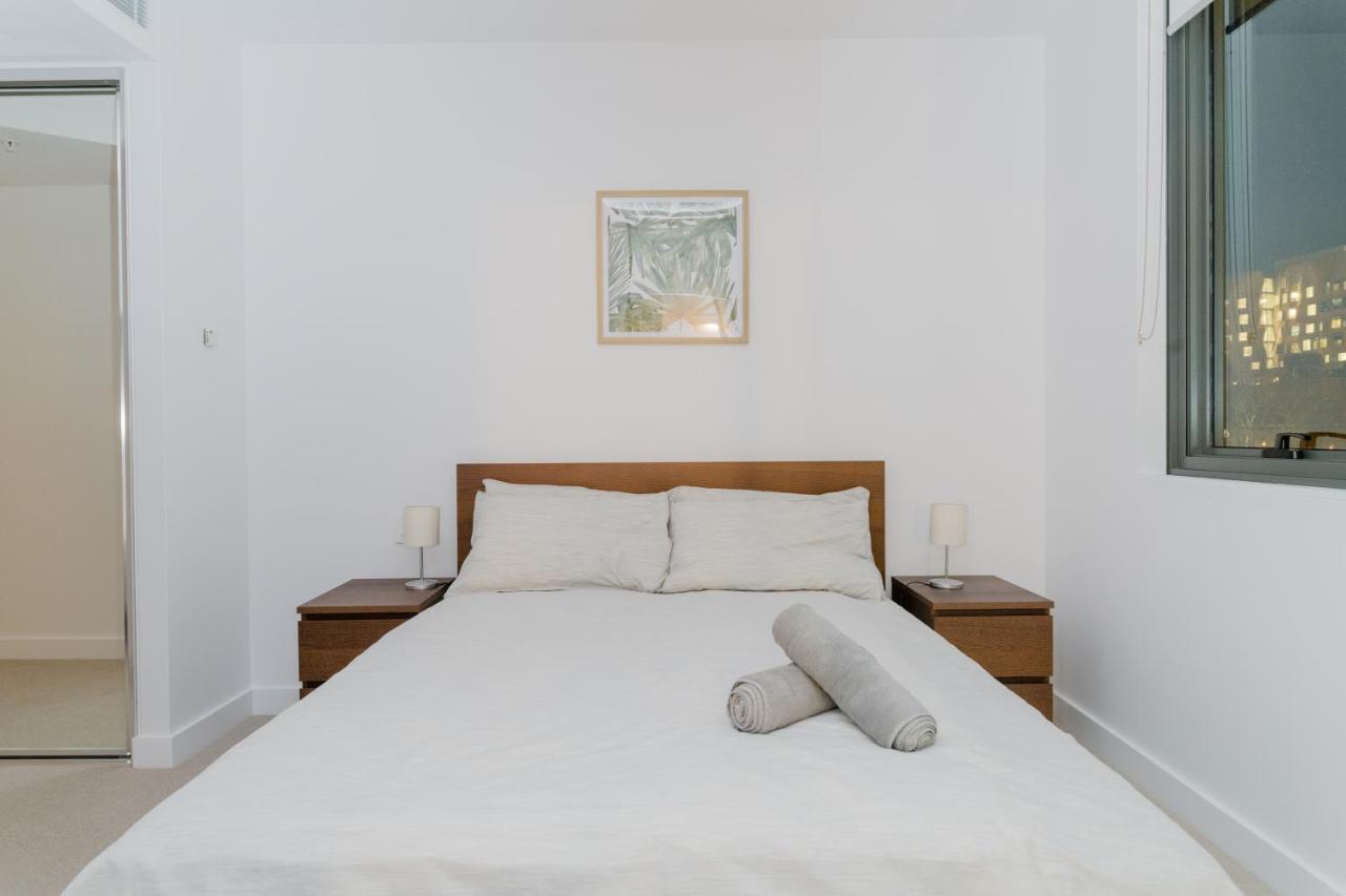 Modern 2 Bedroom Darling Square Sidney